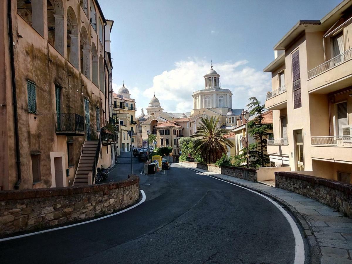 因佩里亚Isola Di Man公寓 外观 照片